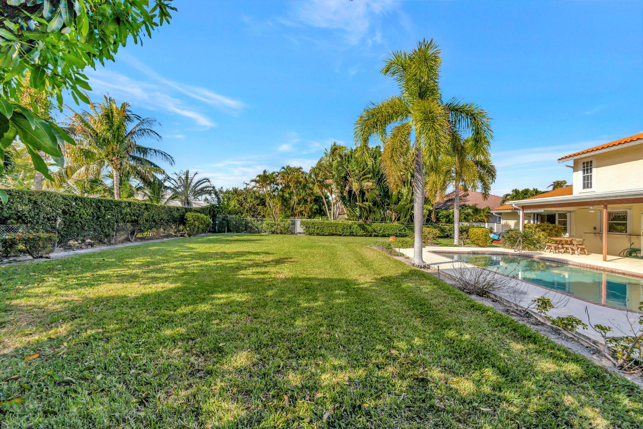 1141 Pine Point Road