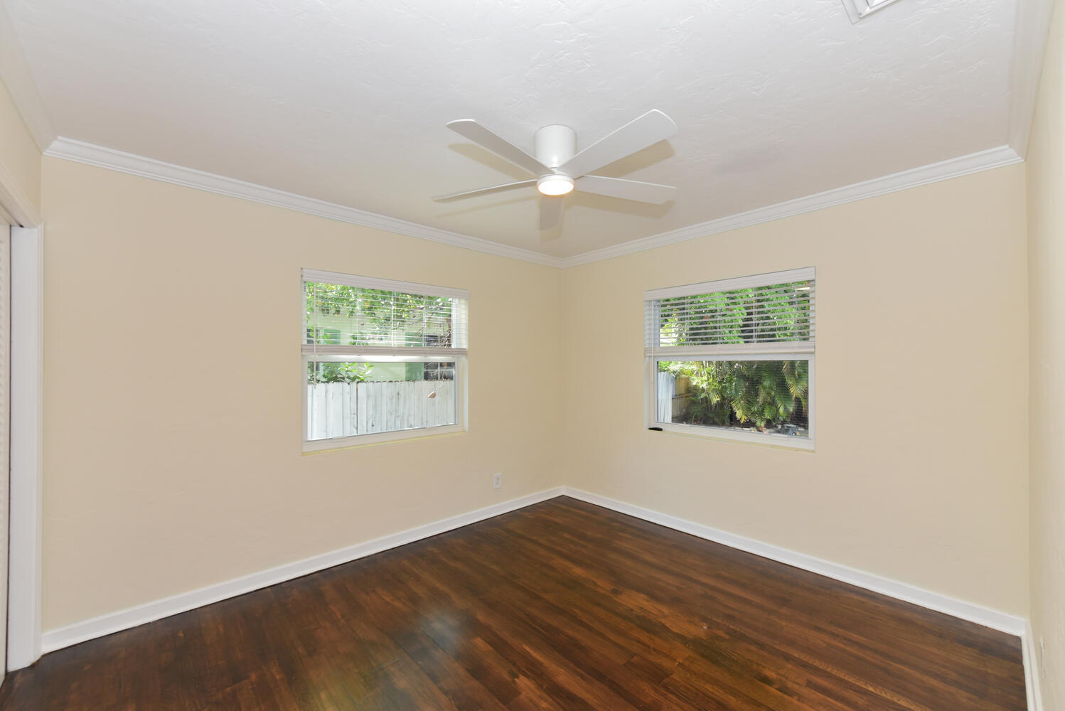 340 Russlyn Drive