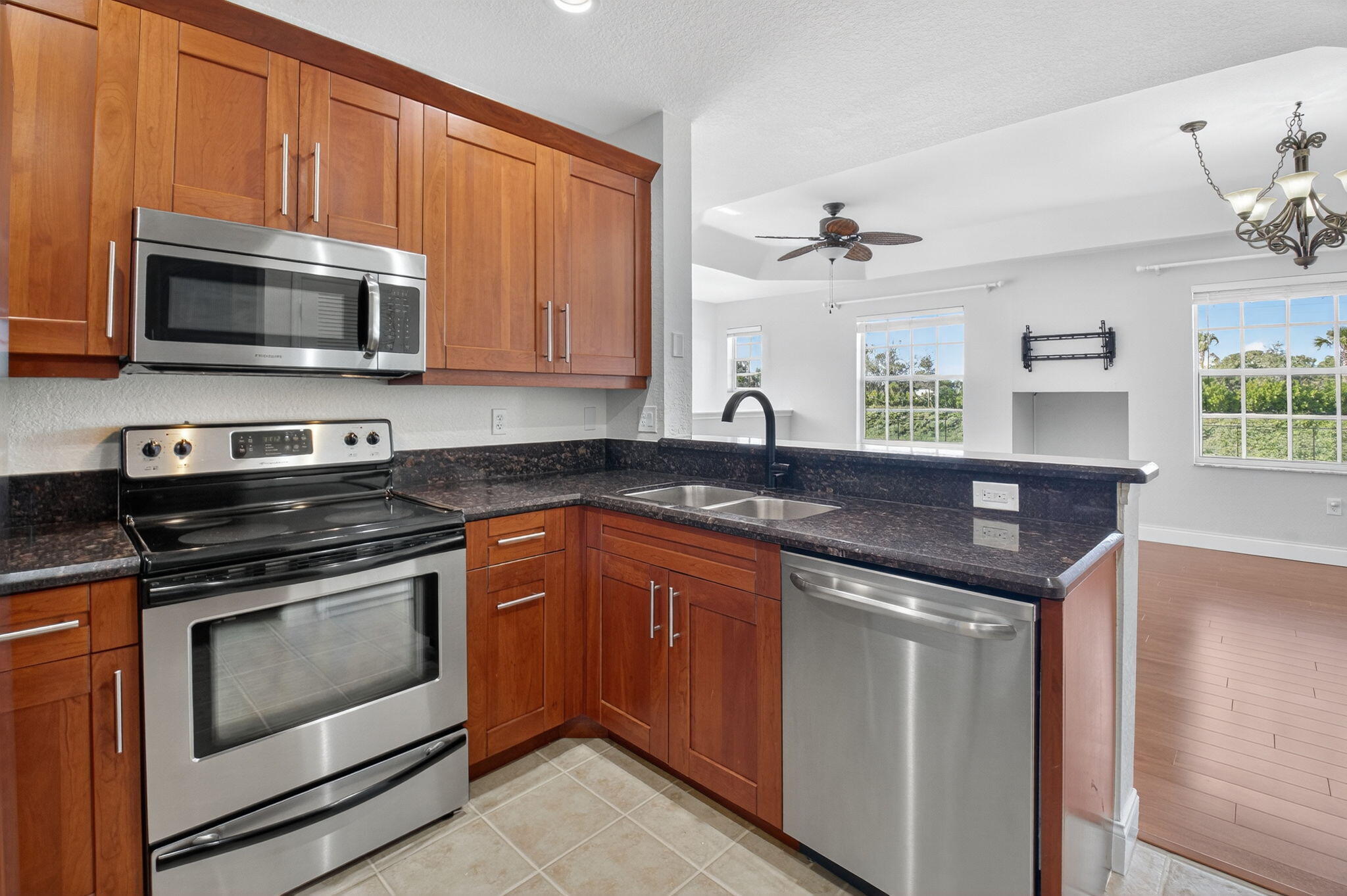 1301 Belmont Place
