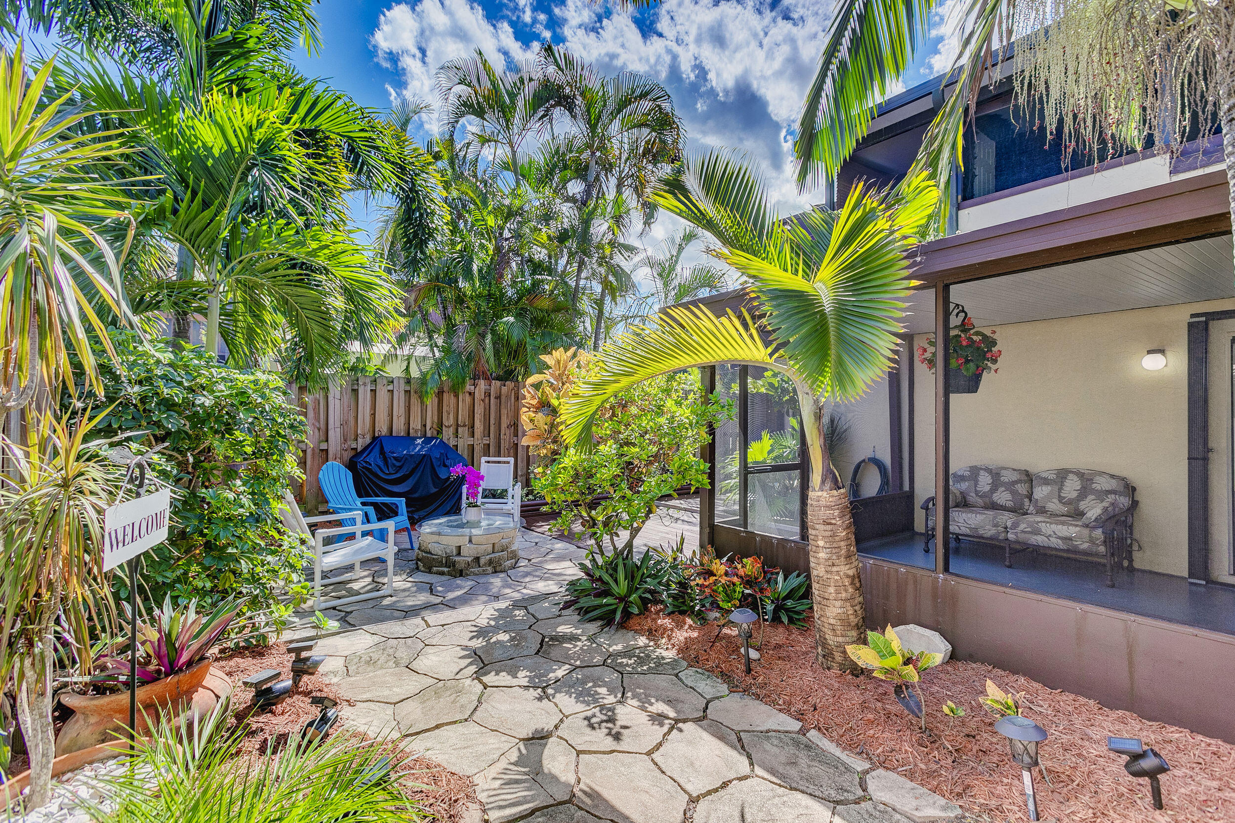 3530 E Gardens East Drive E B