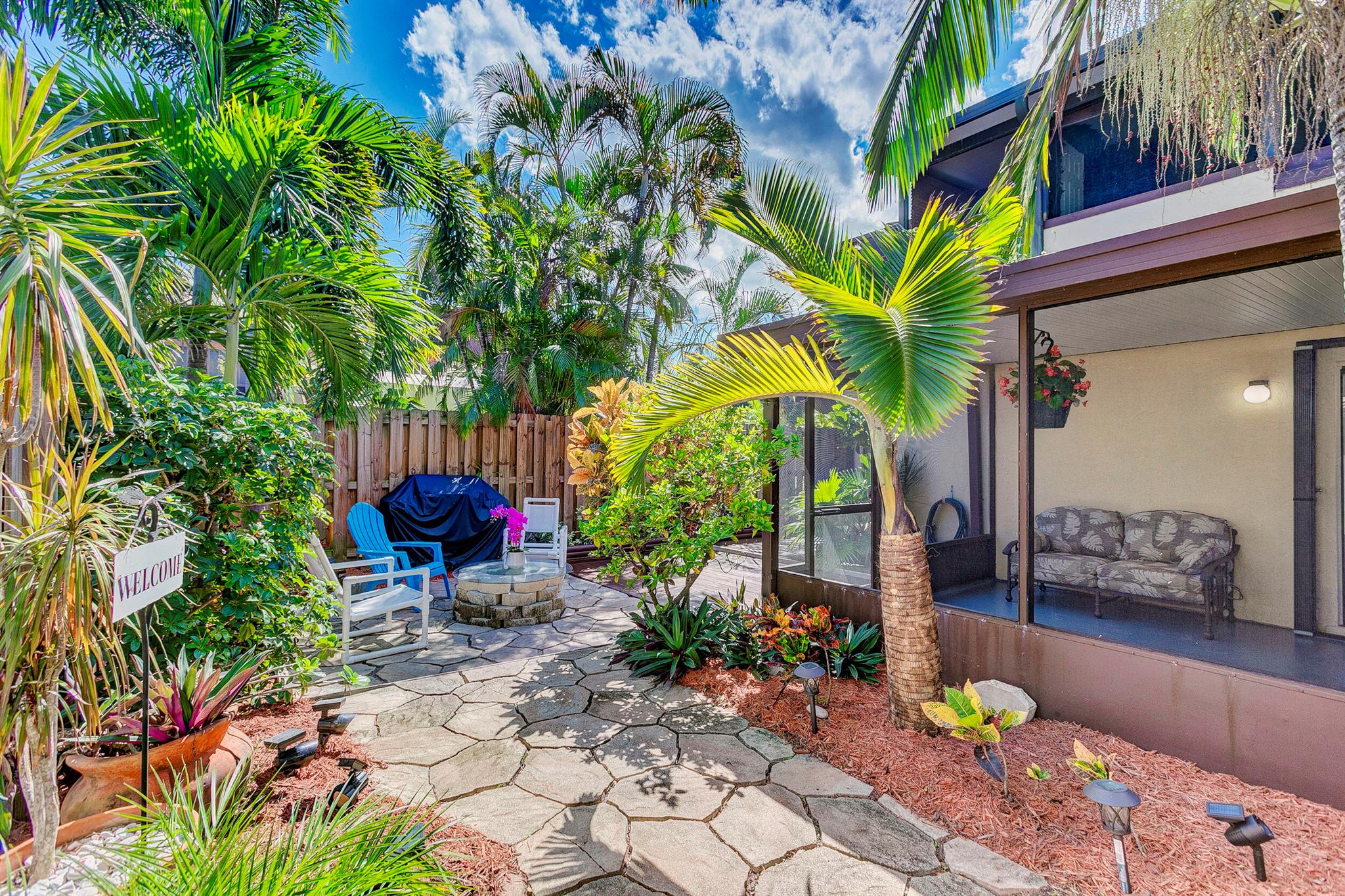 3530 E Gardens East Drive E B