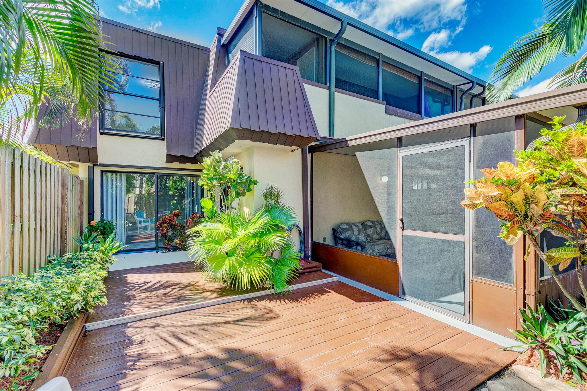 3530 E Gardens East Drive E B