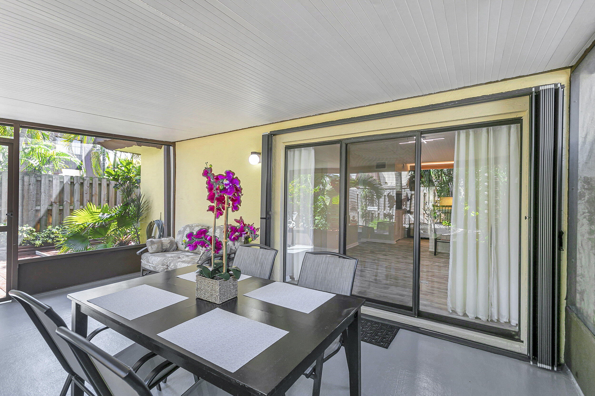 3530 E Gardens East Drive E B