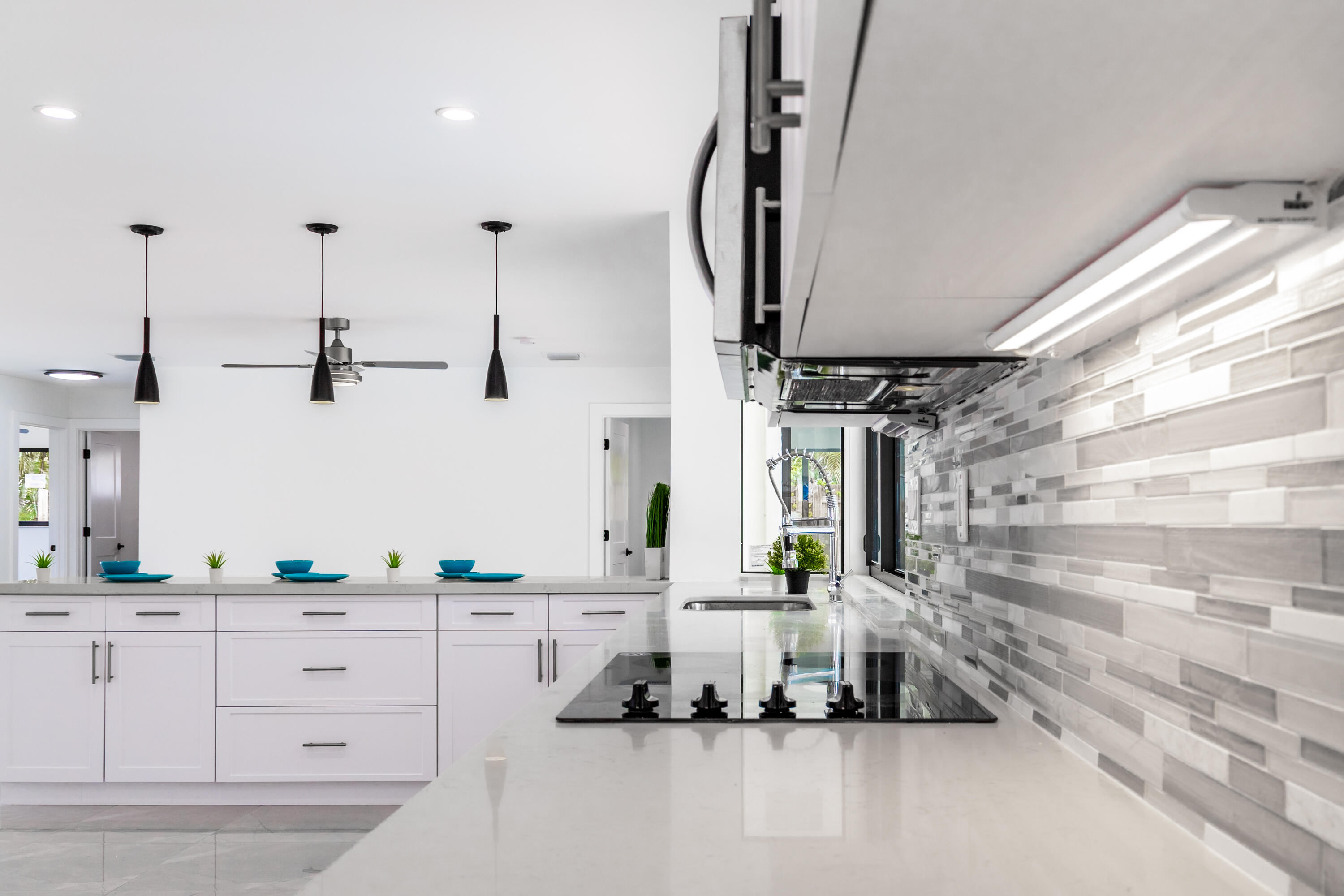 1001 NW 6th Drive