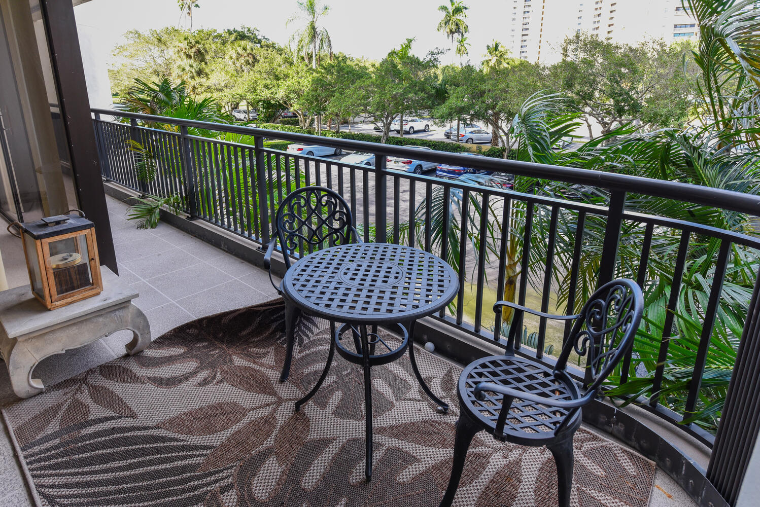 2427 Presidential Way 204, West Palm Beach Unit: 204