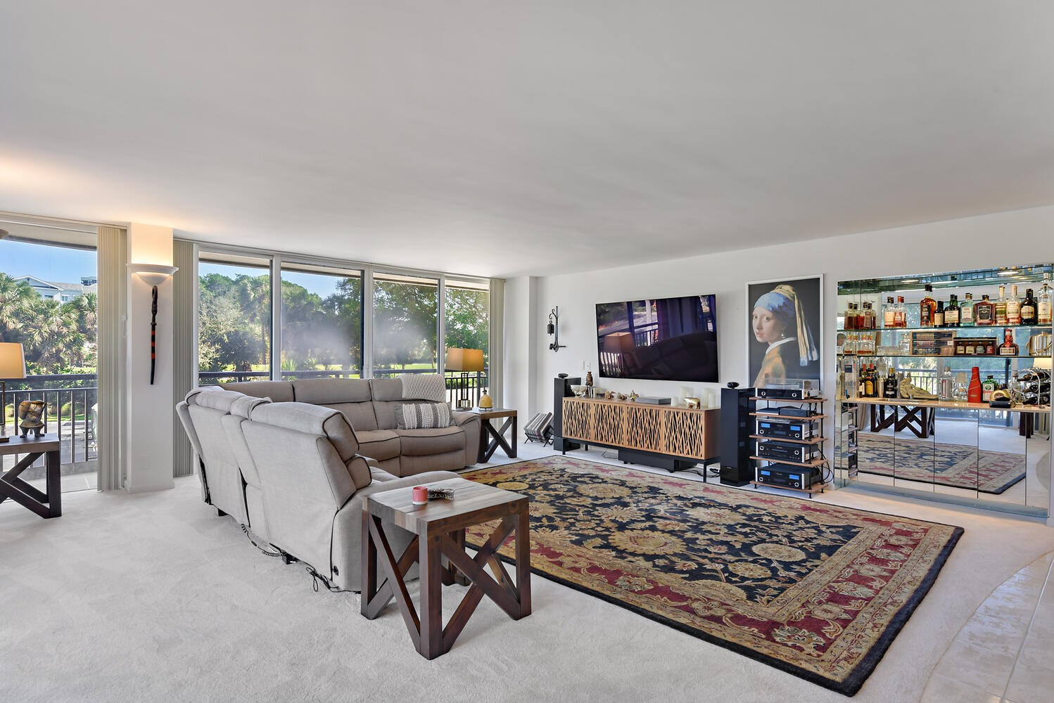 2427 Presidential Way 204, West Palm Beach Unit: 204