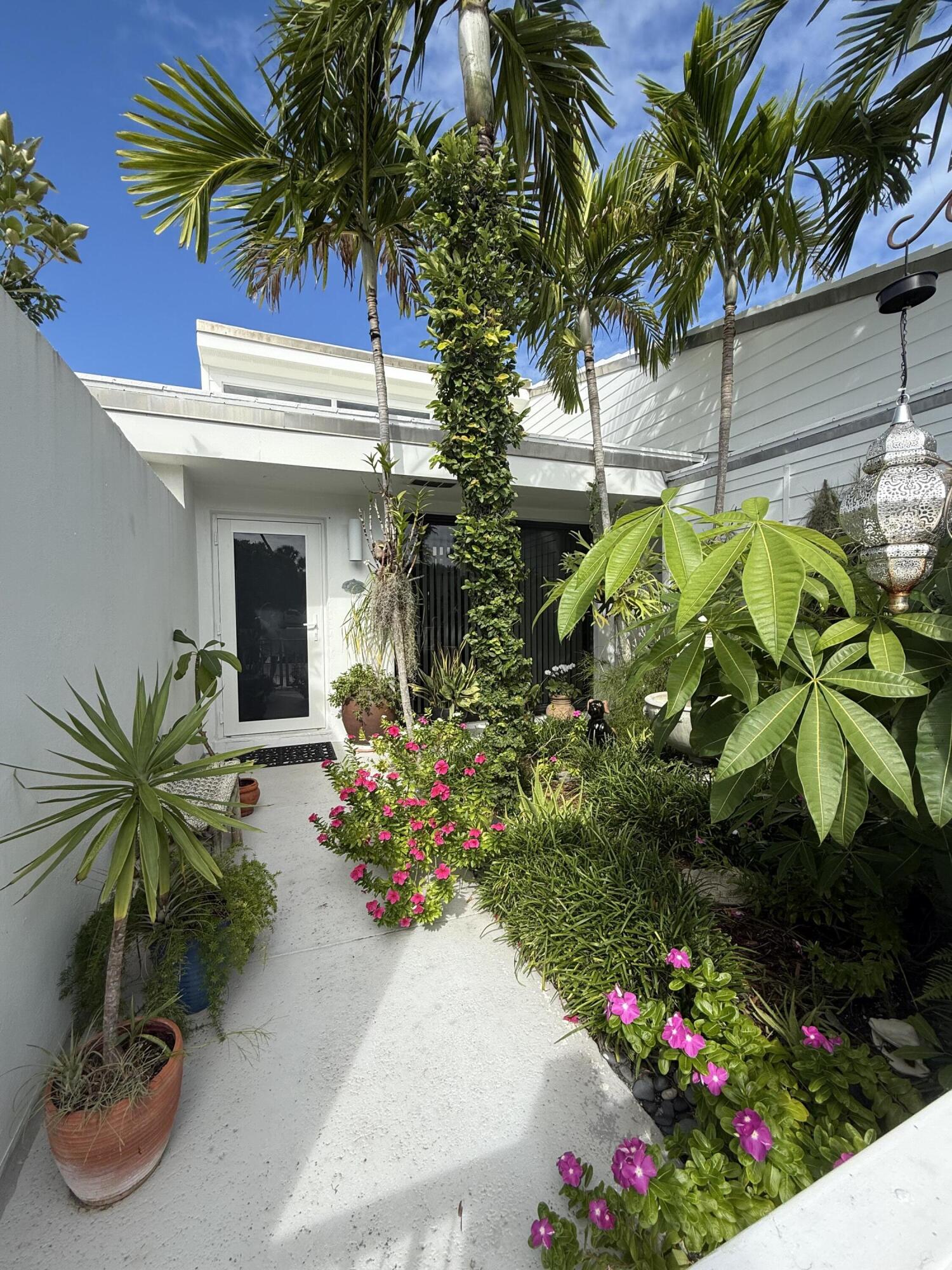 2272 S Ocean Boulevard T6