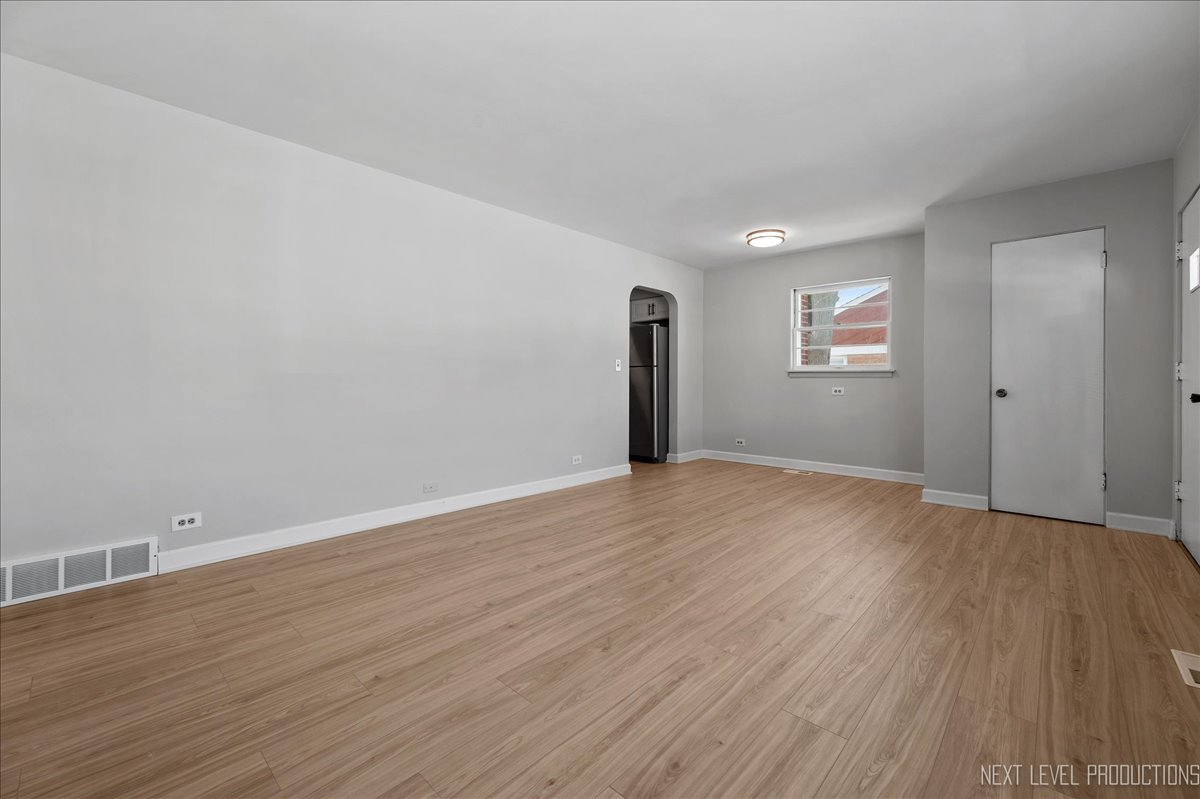 15 7th Street