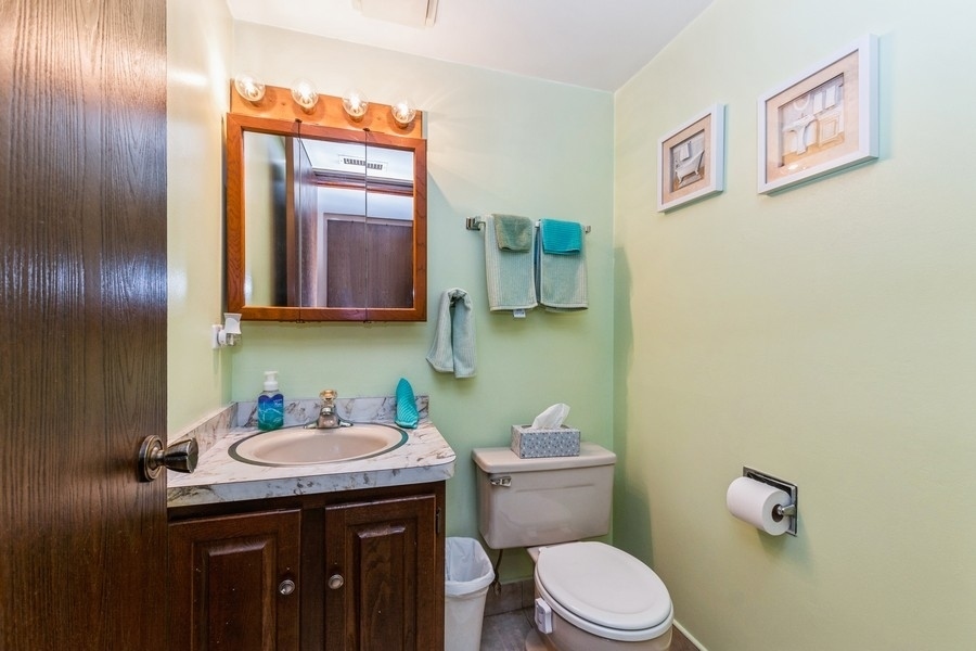 8996 Archer Avenue Unit: 1A