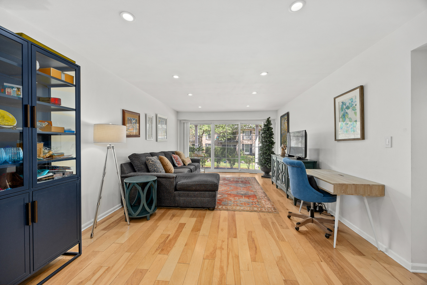 128 Carriage Way Drive Unit: 116B