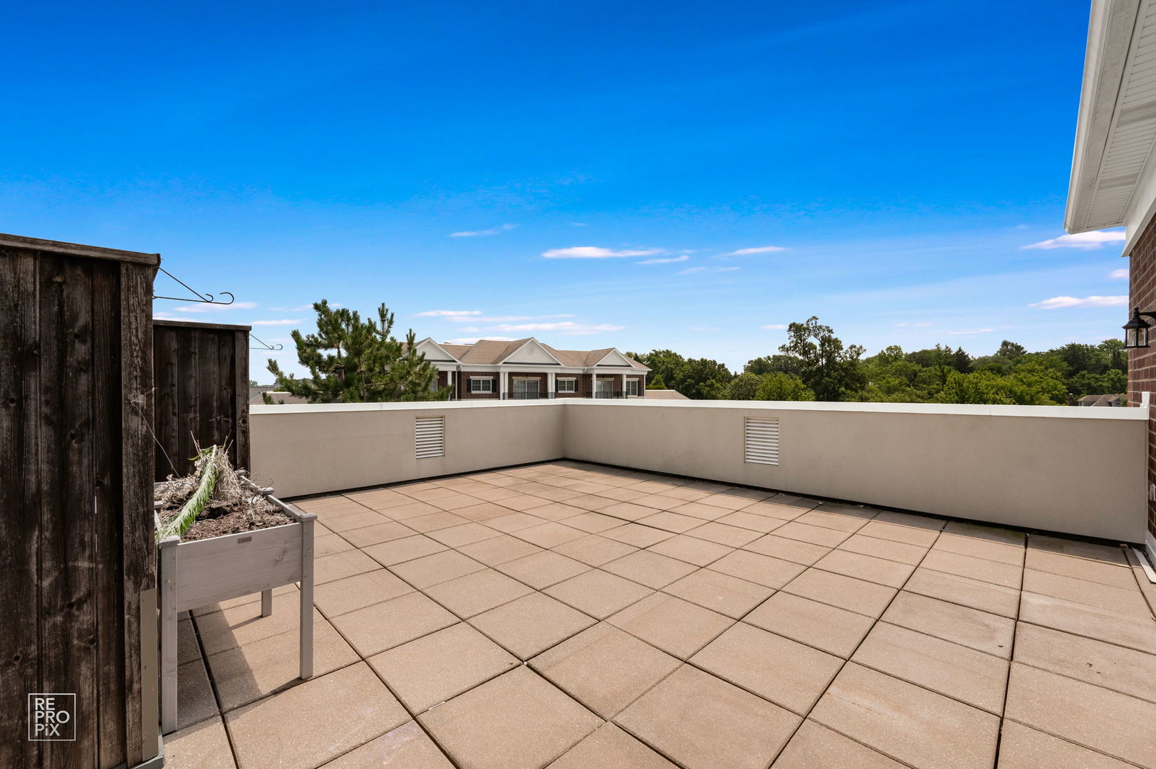 412 Mcdaniels Circle Unit: 501