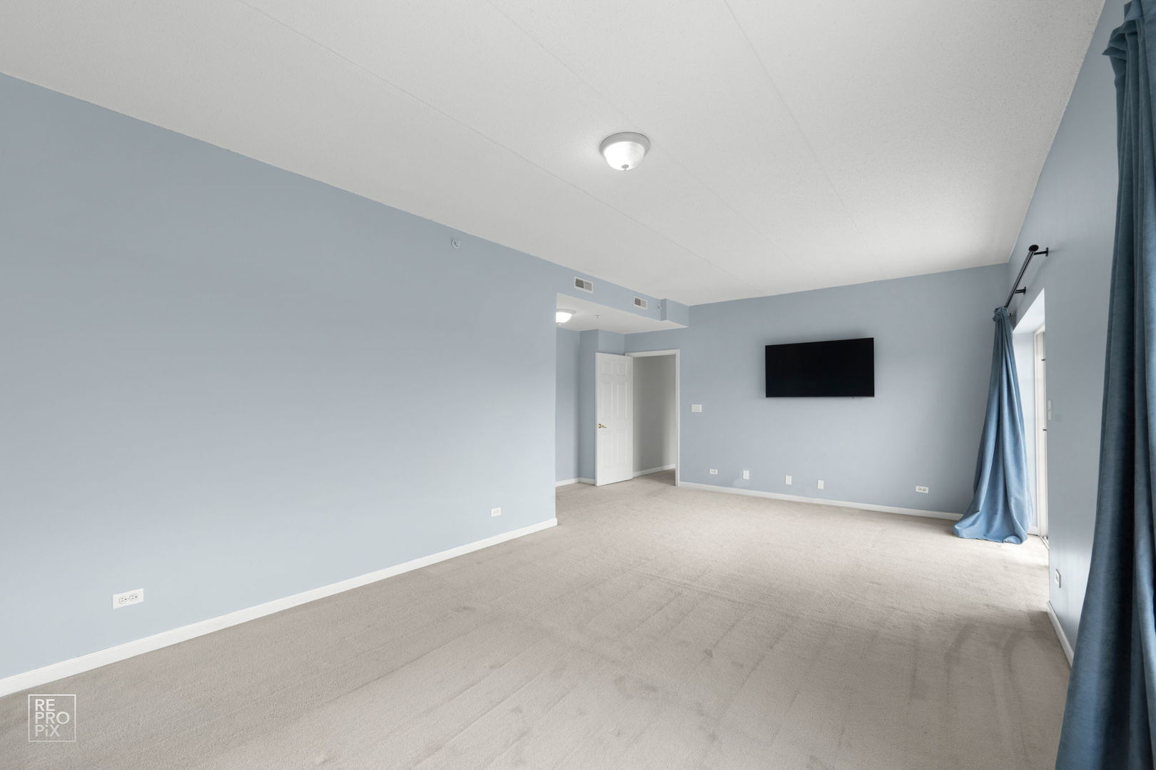 412 Mcdaniels Circle Unit: 501