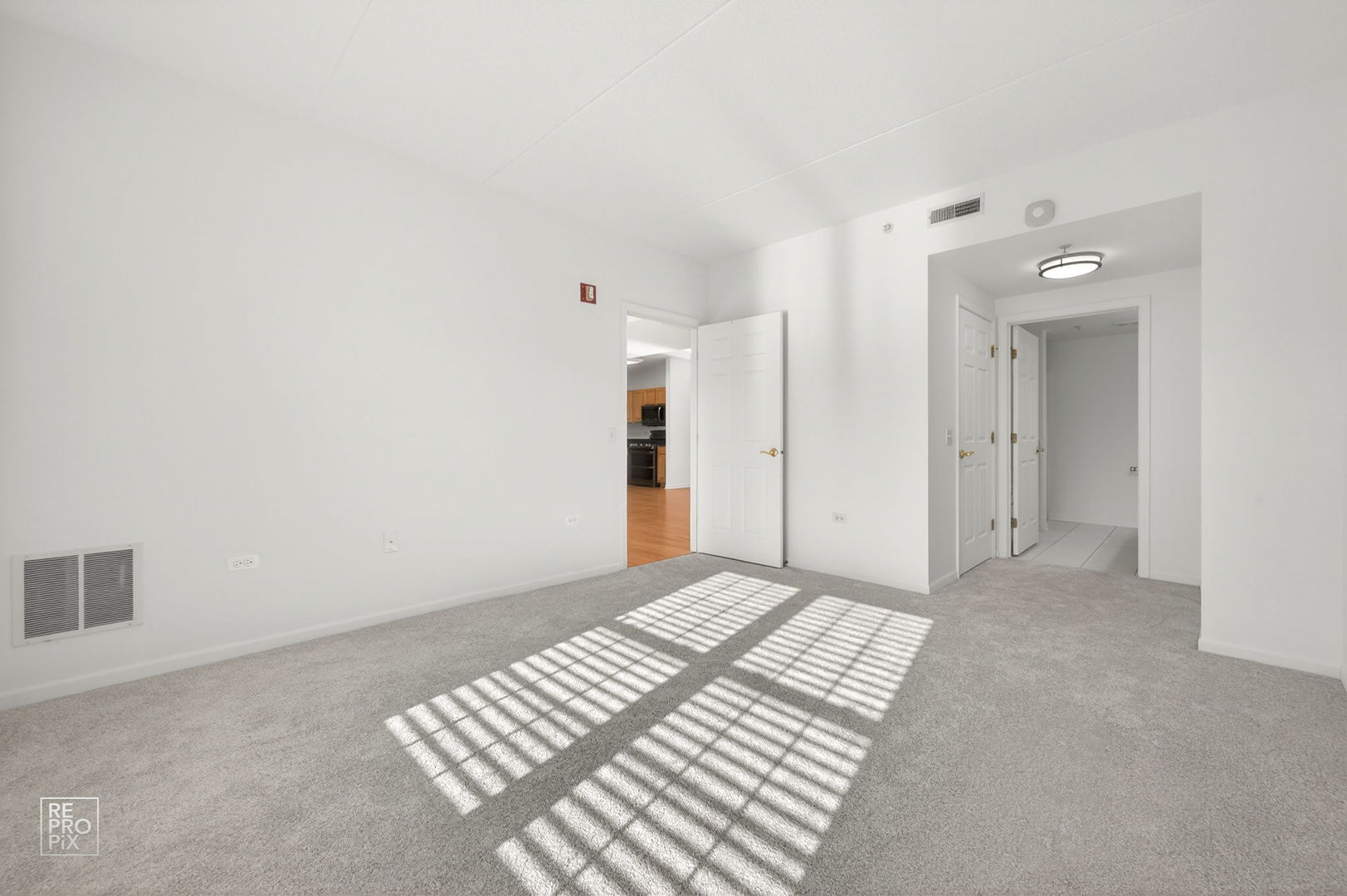 434 McDaniels Circle Unit: 302