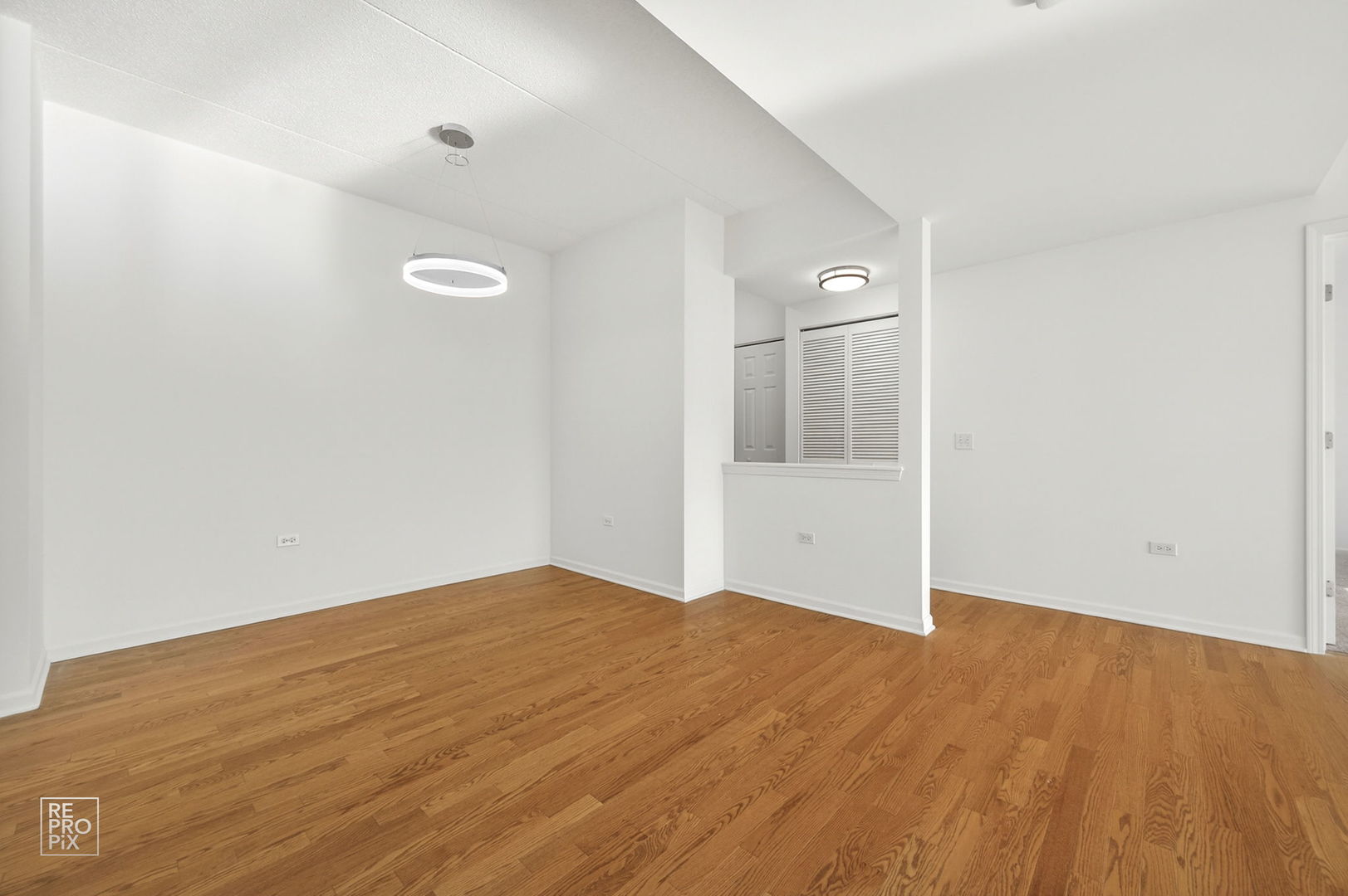 434 McDaniels Circle Unit: 302