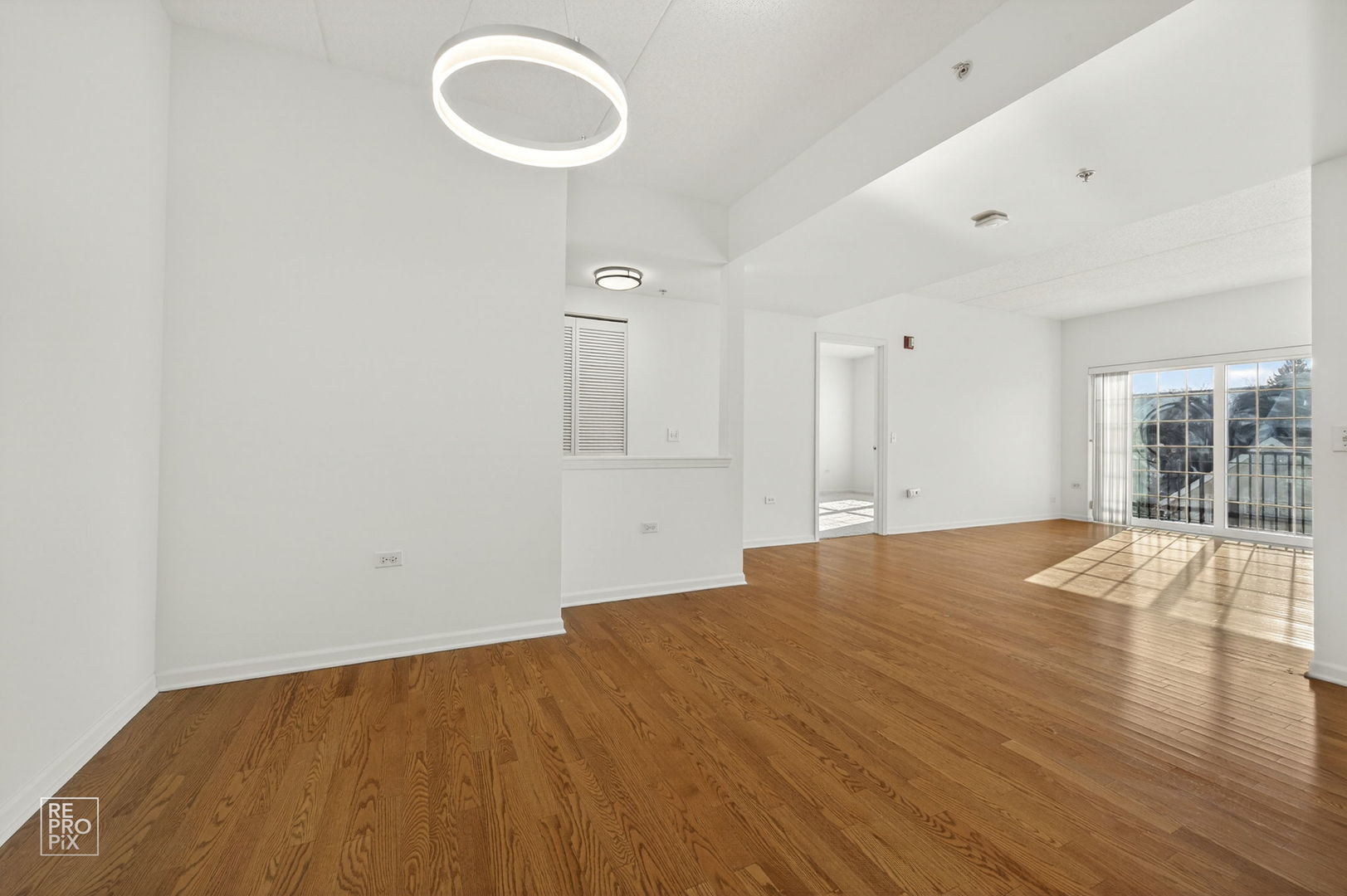 434 McDaniels Circle Unit: 302