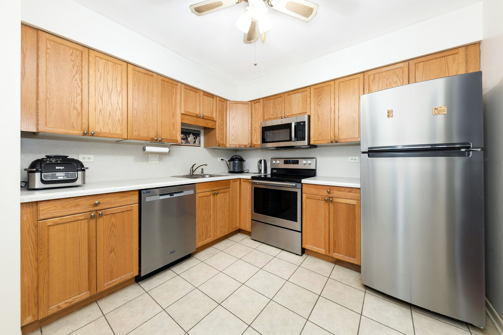7525 Nantucket Drive Unit: 210