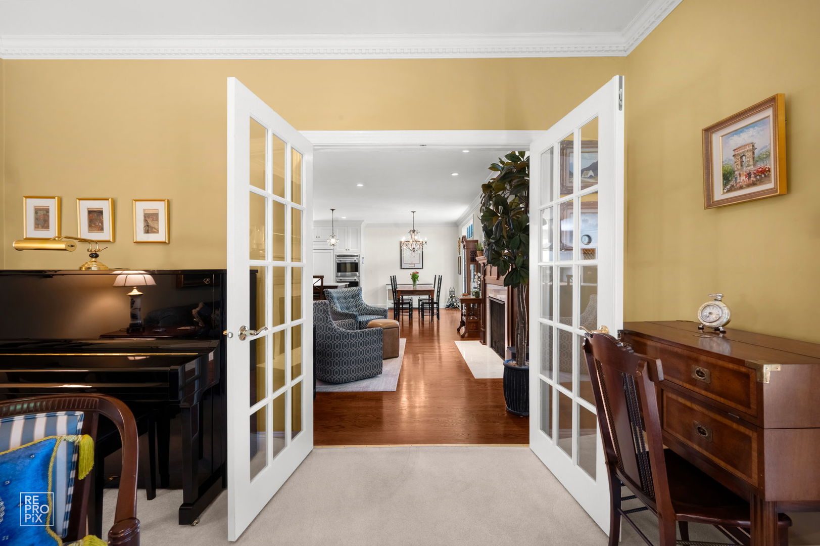 501 Wedgewood Court