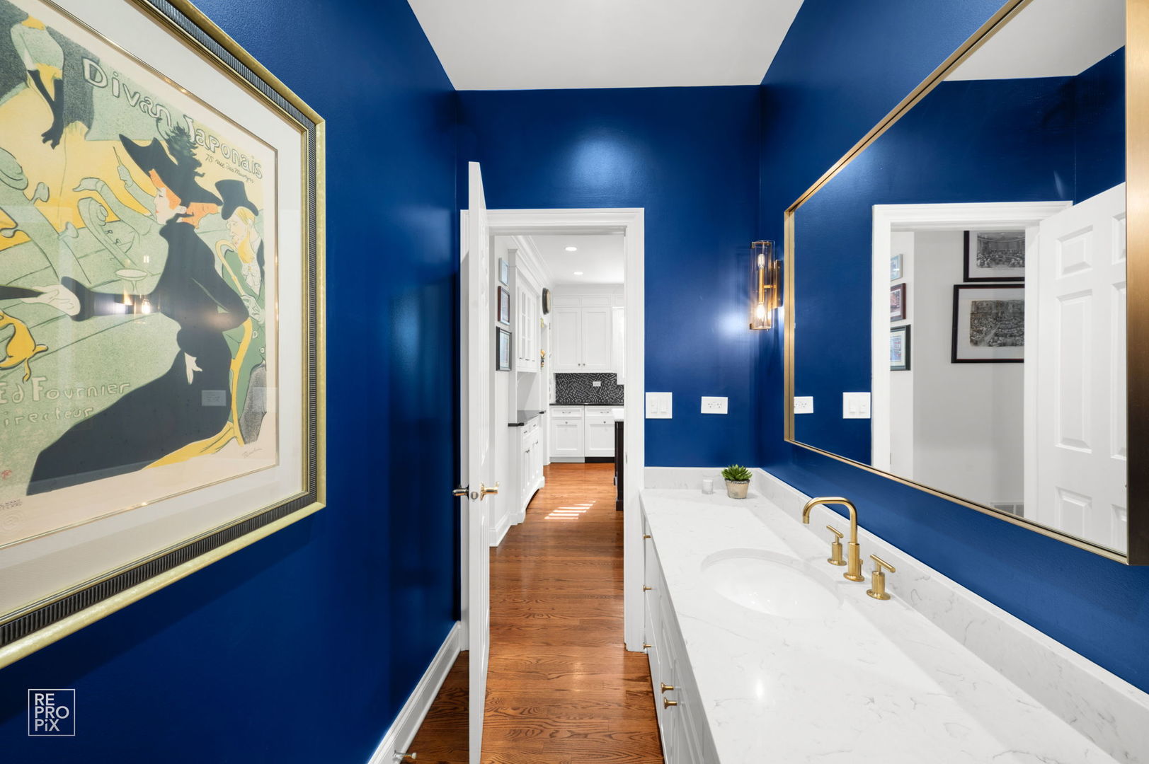 501 Wedgewood Court