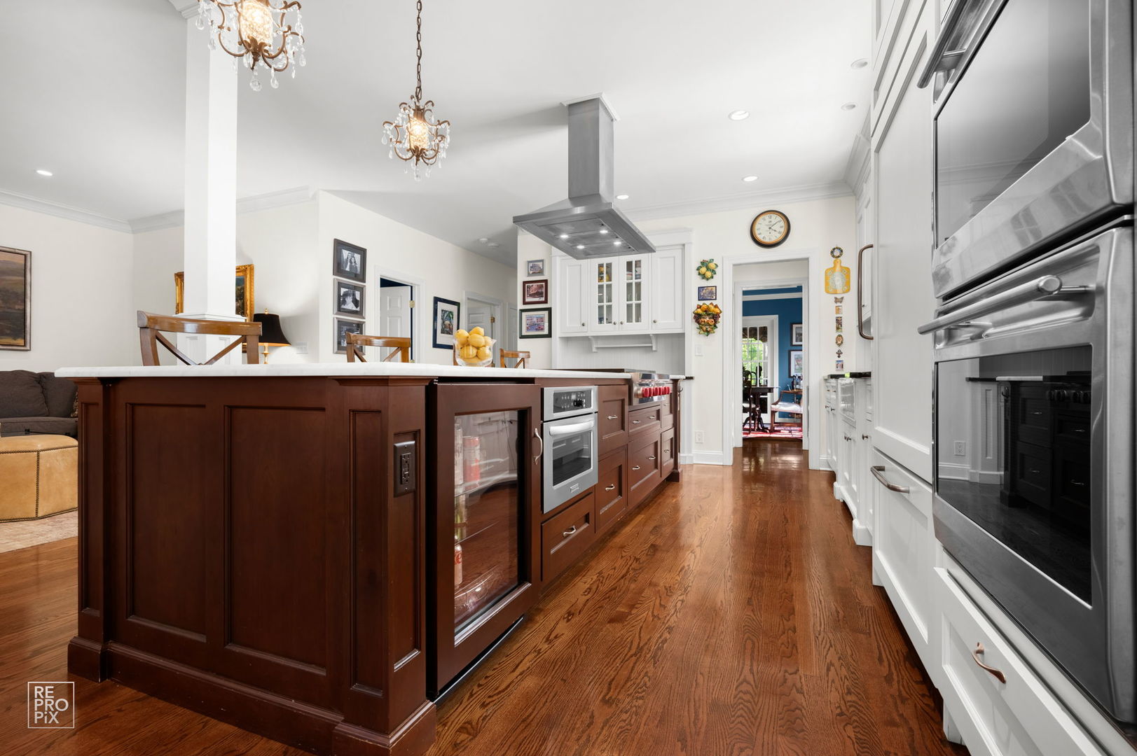 501 Wedgewood Court