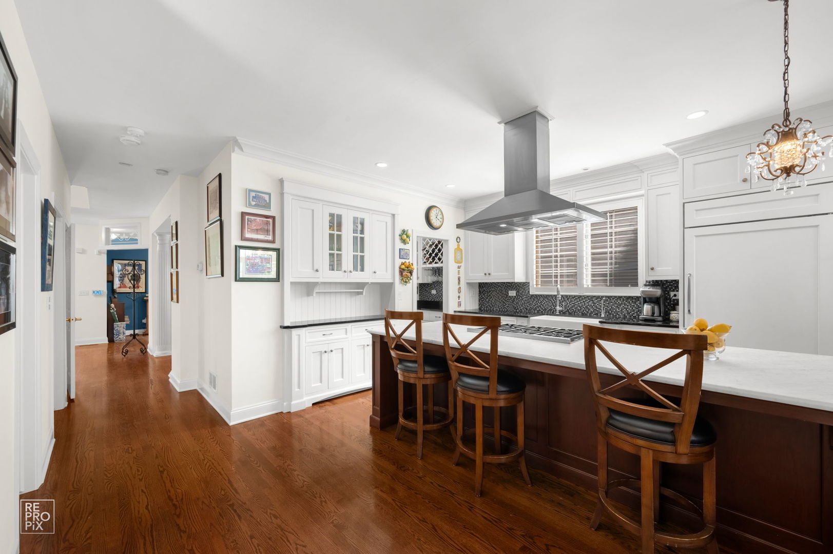 501 Wedgewood Court