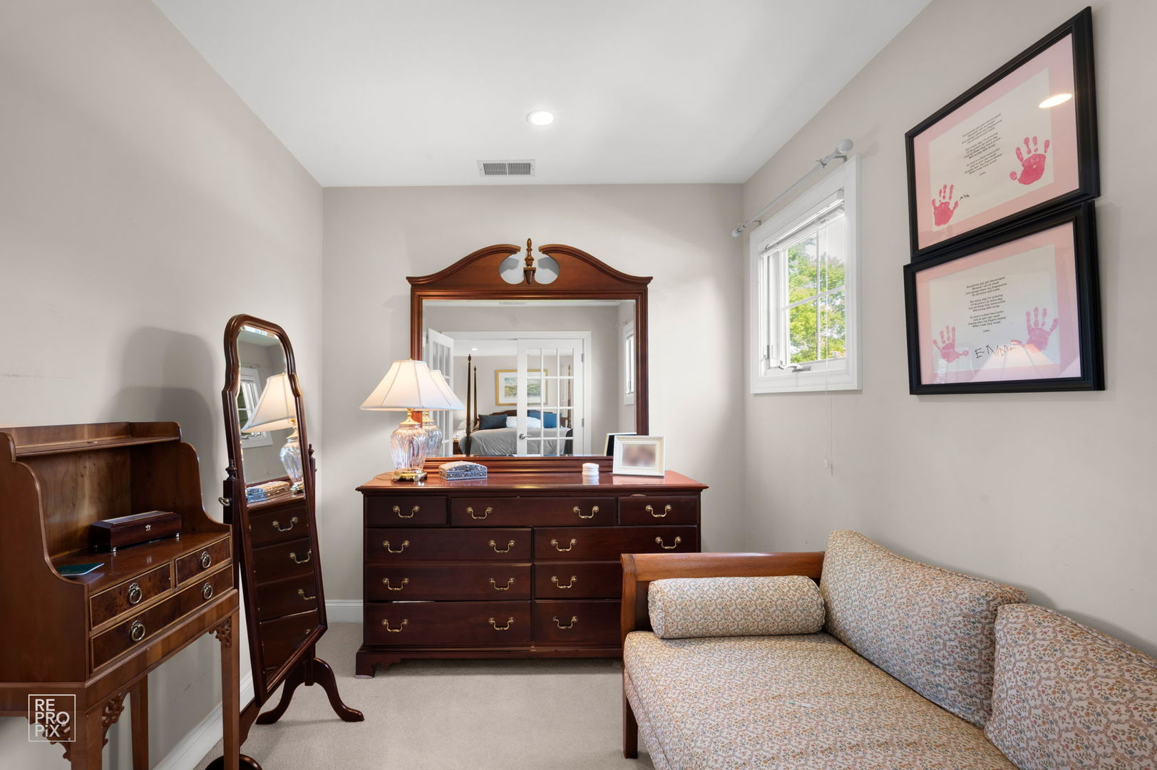 501 Wedgewood Court