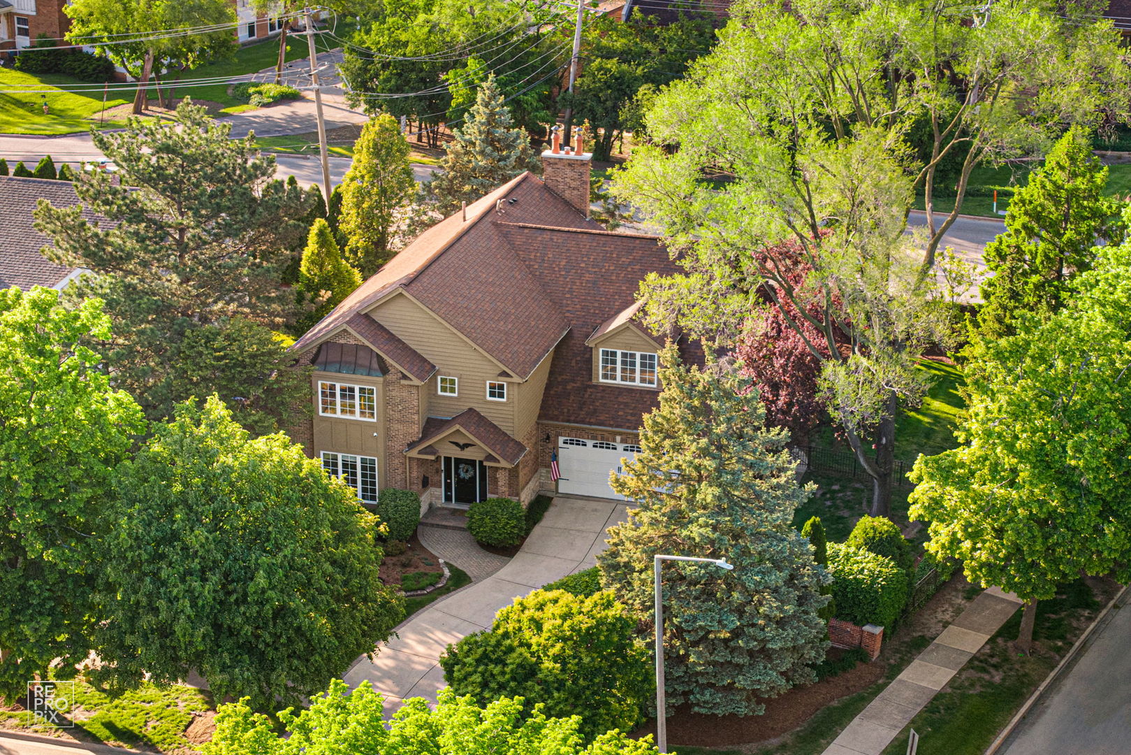 501 Wedgewood Court