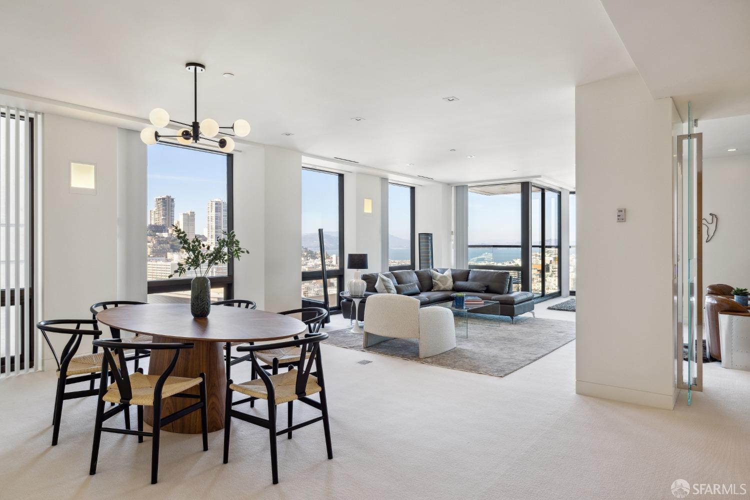 611 Washington Street Unit: 2201