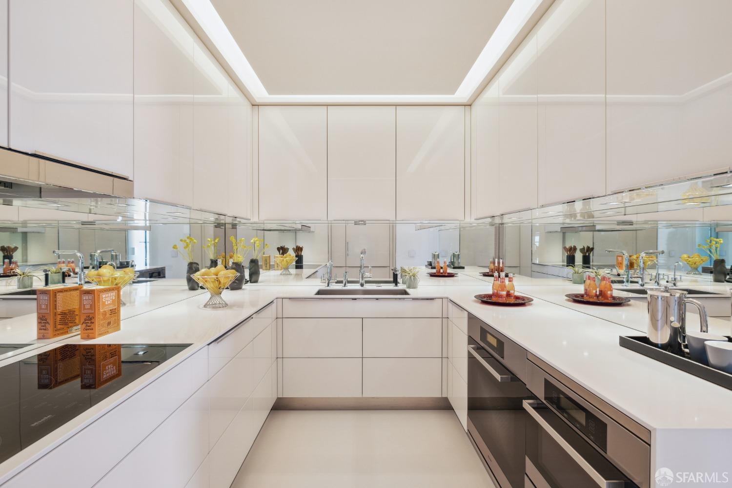 611 Washington Street Unit: 2201