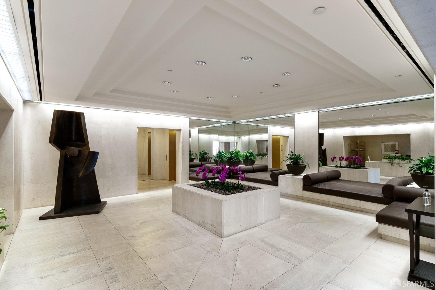 611 Washington Street Unit: 2201