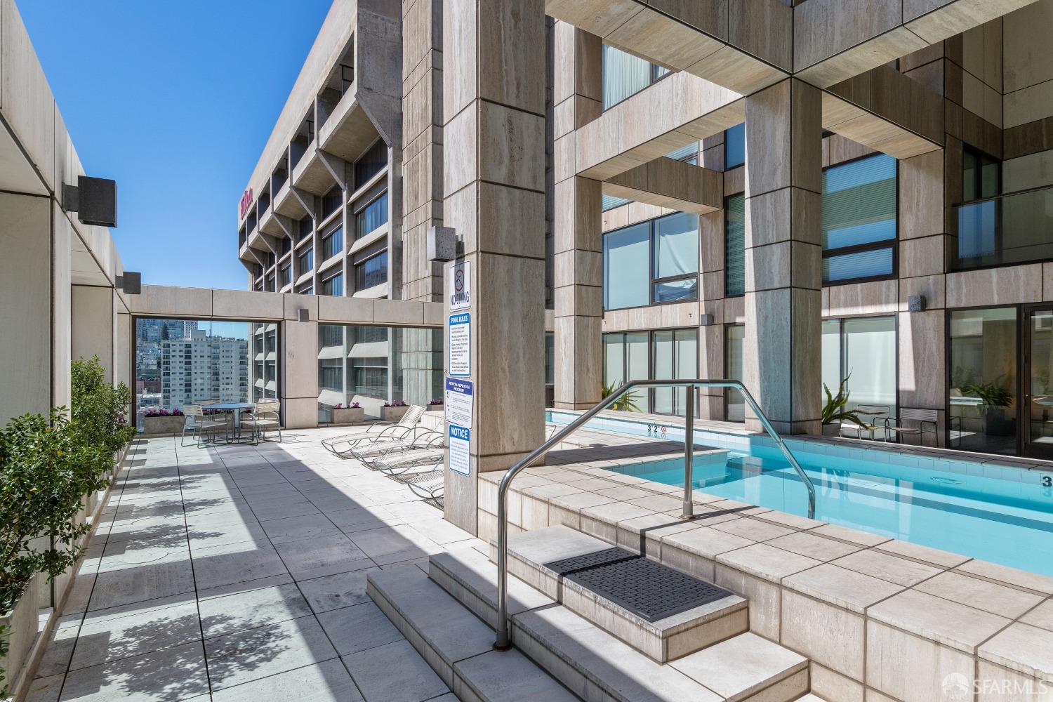 611 Washington Street Unit: 2201