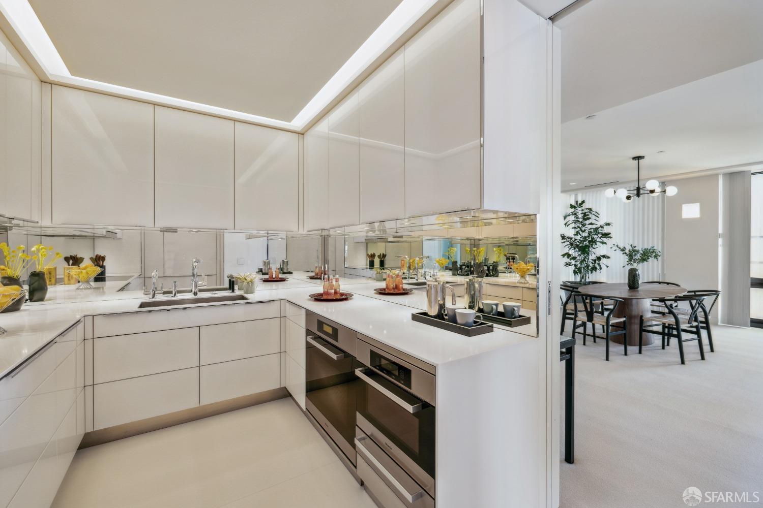 611 Washington Street Unit: 2201