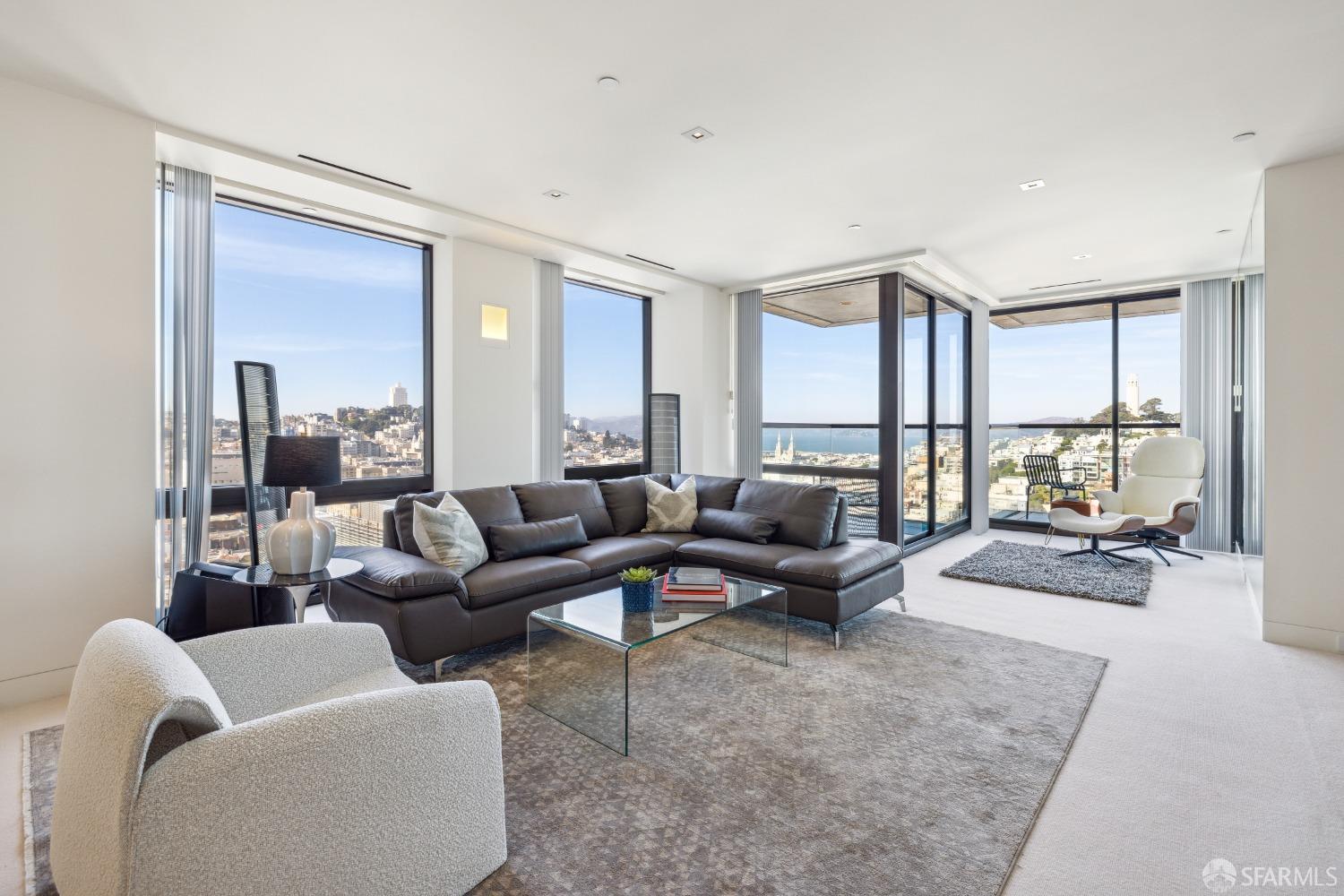 611 Washington Street Unit: 2201