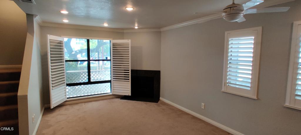 965 E Del Mar Boulevard 5