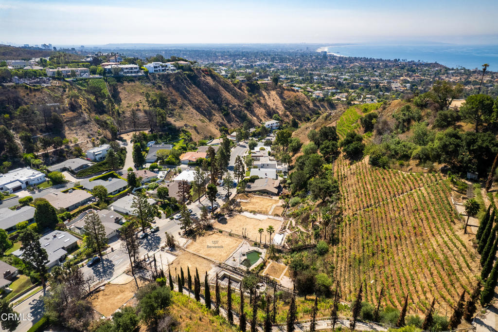 1227 Bienveneda Avenue