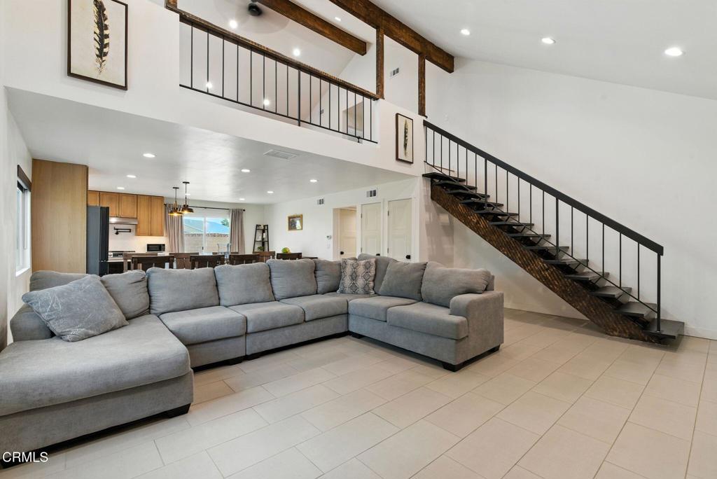 44502 palm vista Avenue