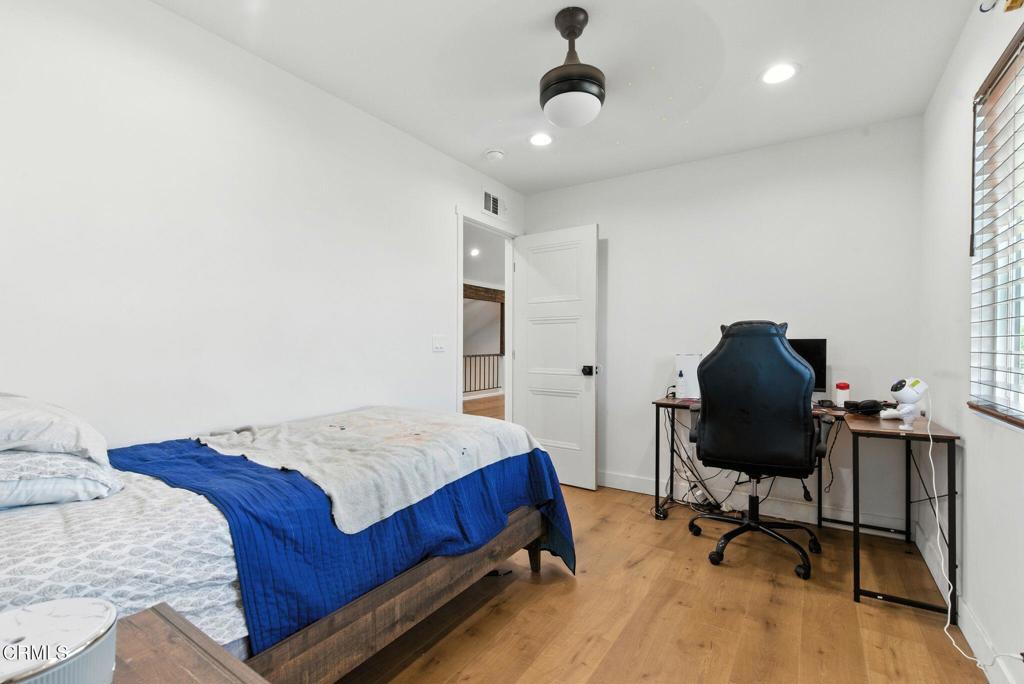 44502 palm vista Avenue