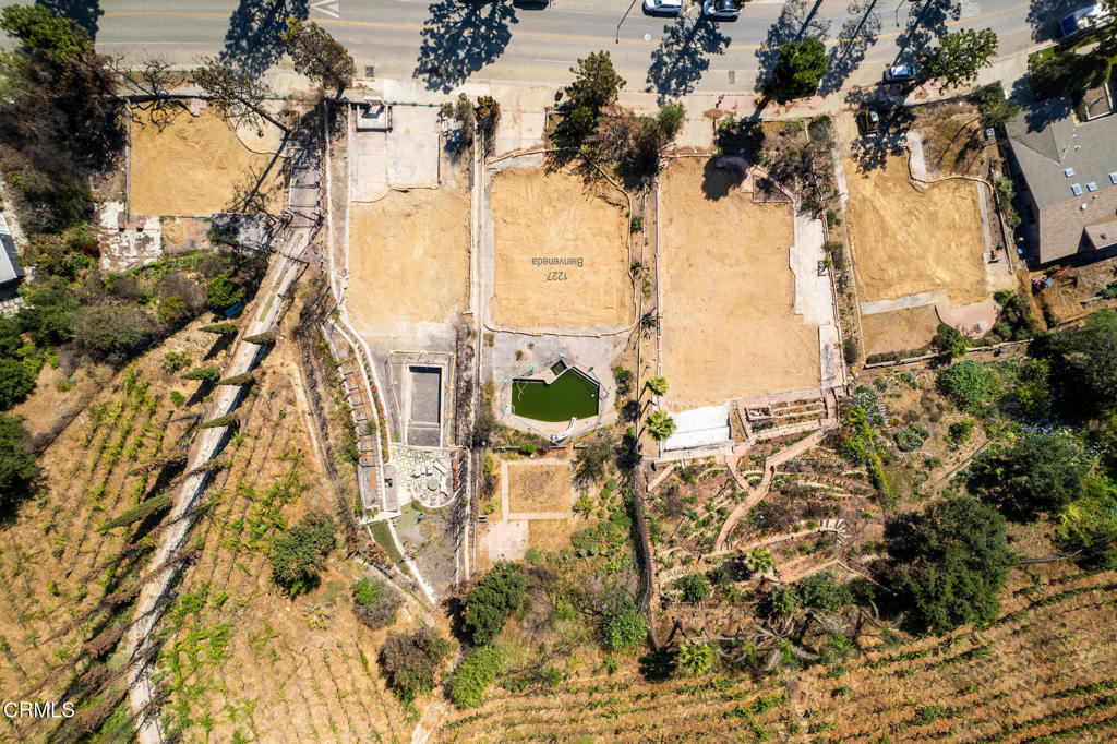 1227 Bienveneda Avenue