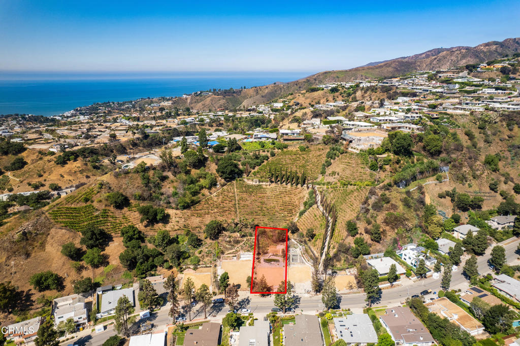 1227 Bienveneda Avenue