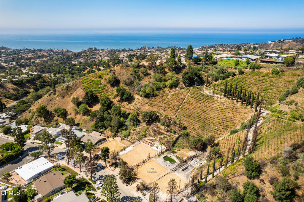 1227 Bienveneda Avenue