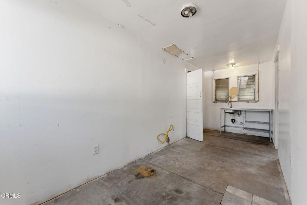 79 W Villa Street