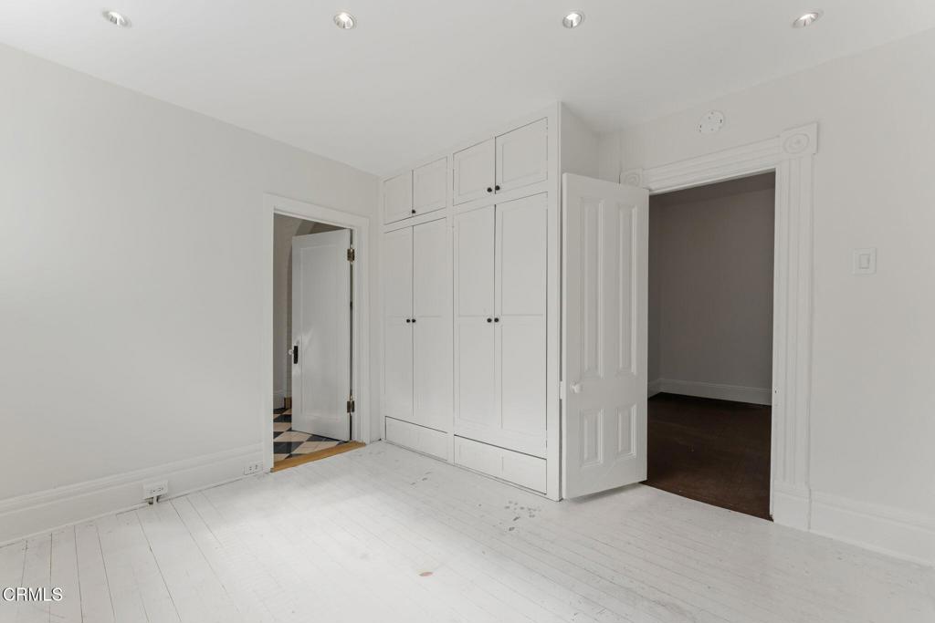 79 W Villa Street