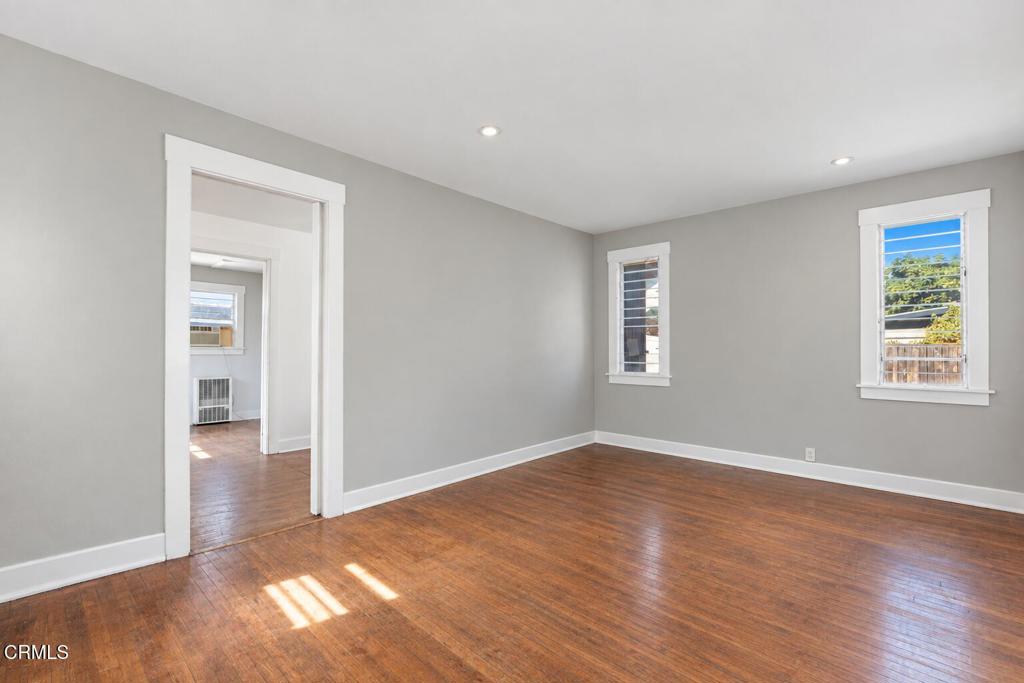 79 W Villa Street