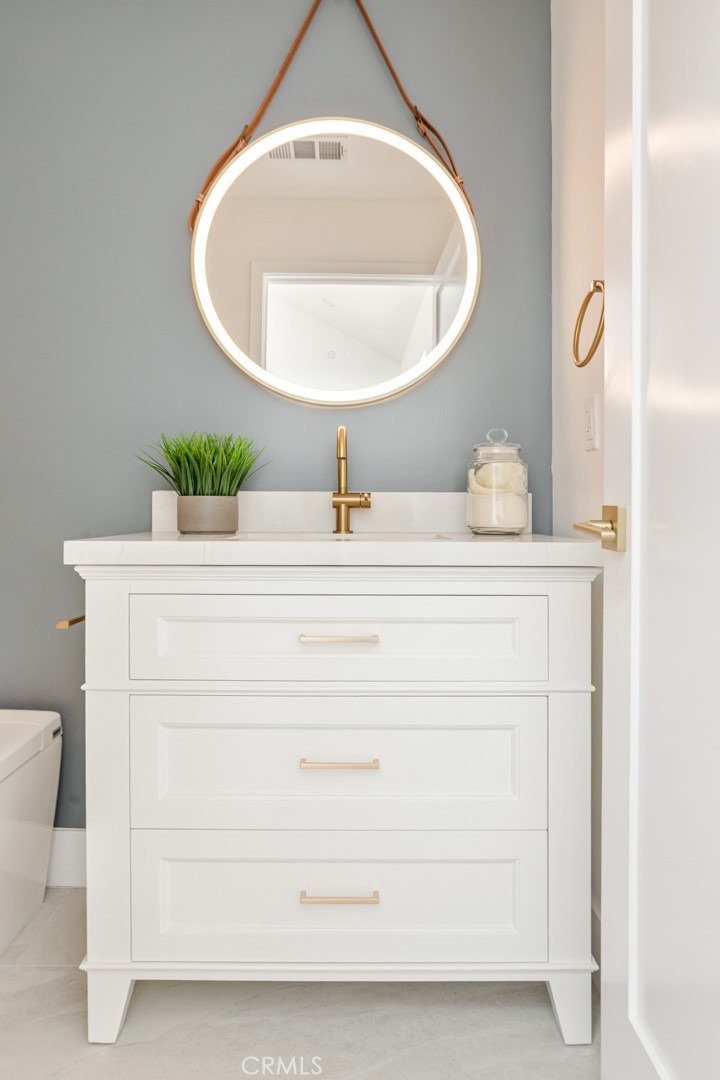 10350 Mccormick Street