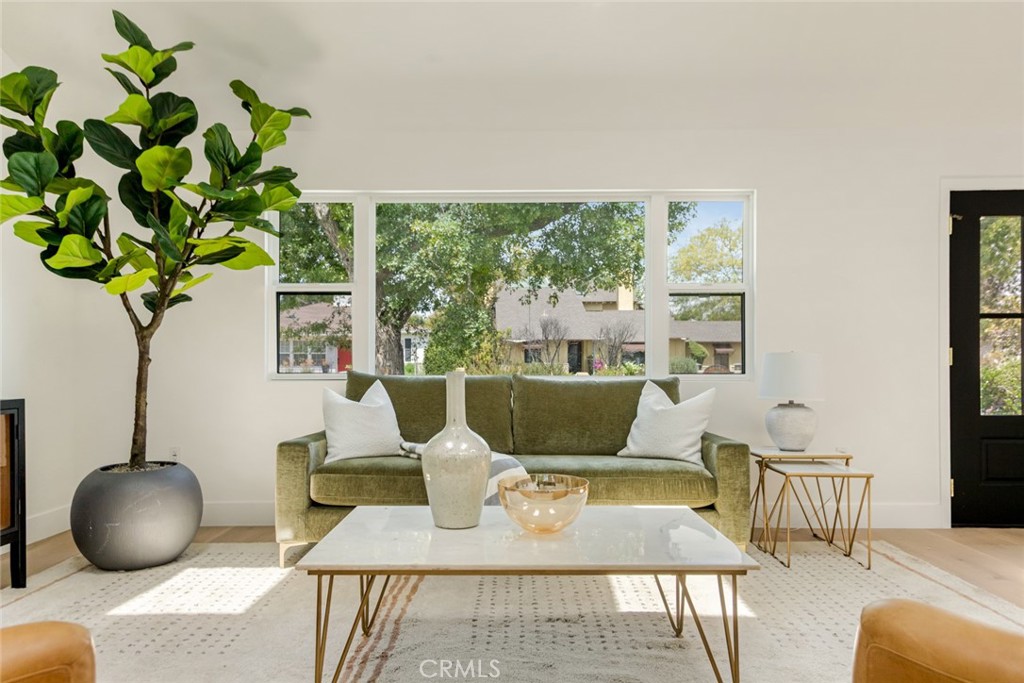 10350 Mccormick Street