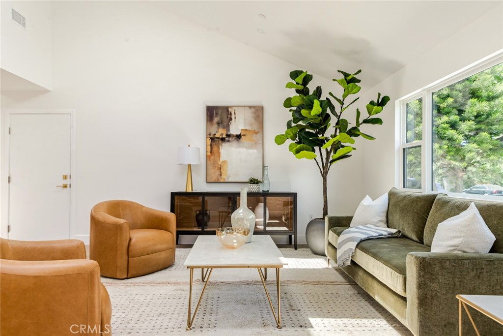 10350 Mccormick Street