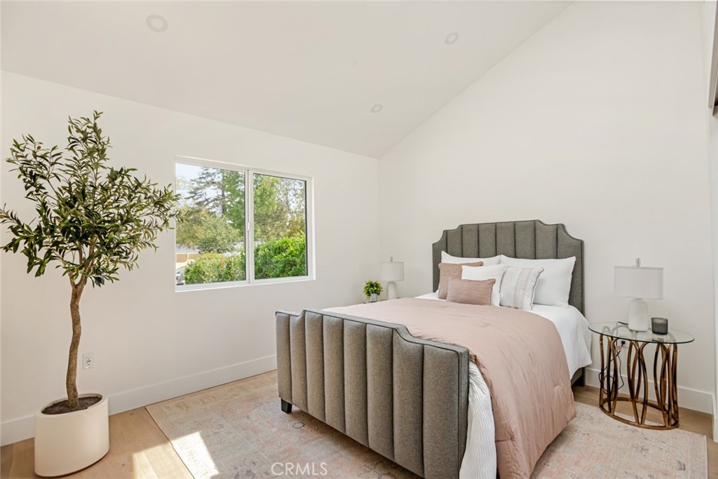 10350 Mccormick Street