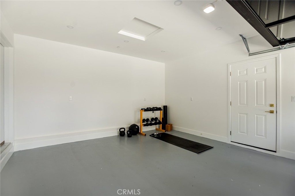 10350 Mccormick Street