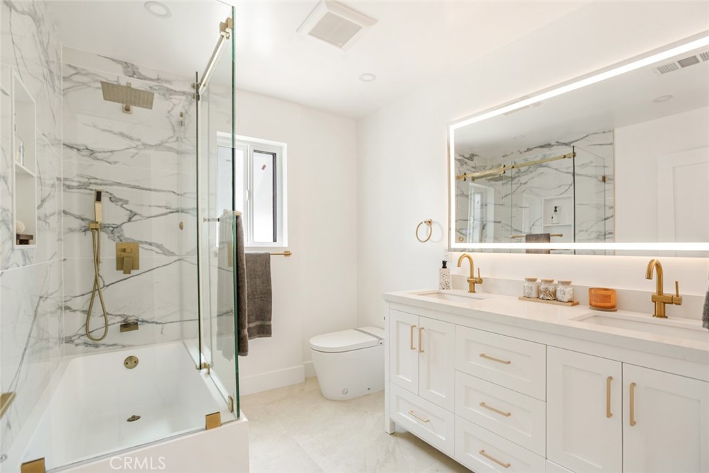 10350 Mccormick Street