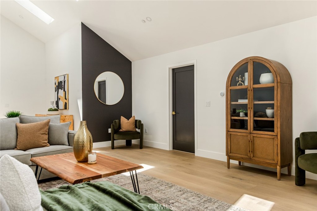 10350 Mccormick Street