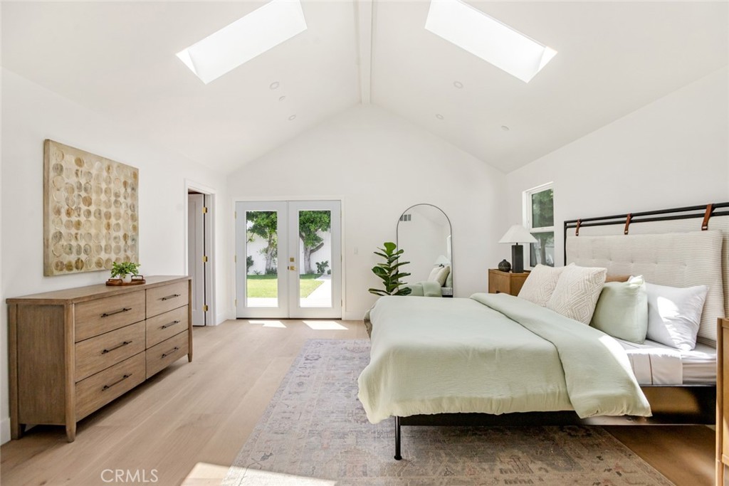 10350 Mccormick Street